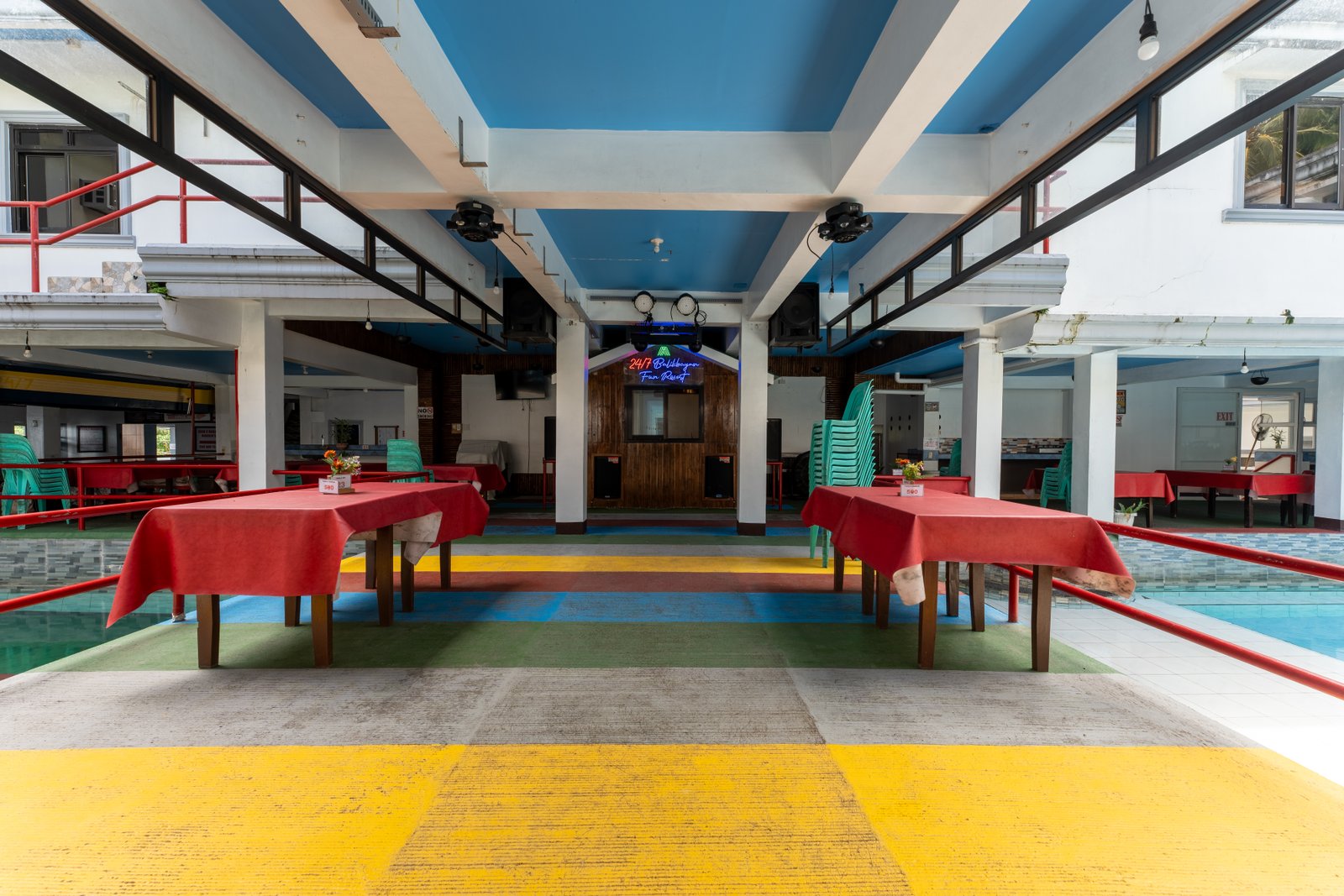 Disco Hall